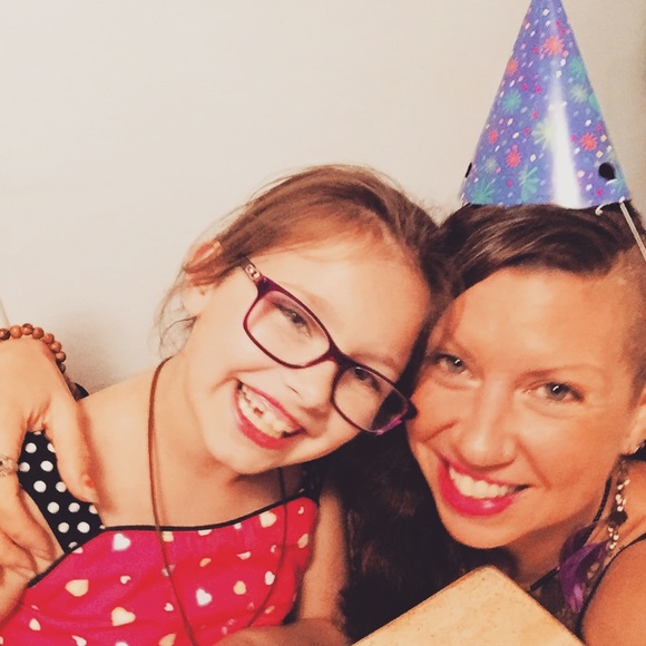 Meet your Posher, Sami - Picture 3 of 5